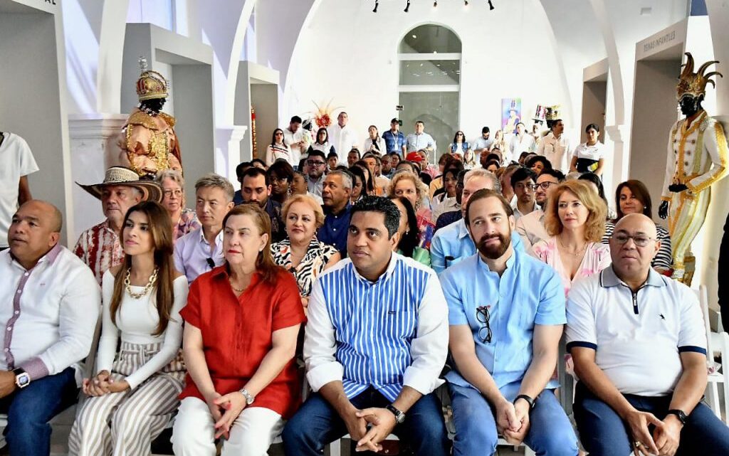 Embajadores acreditados en el país visitan el Carnaval Vegano 2024