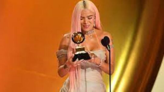 Karol G: Mujer del Año en los premios Women In Music Awards de los Billboard