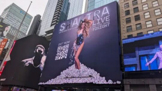 SHAKIRA HACE CONCIERTO EN NY GRATIS