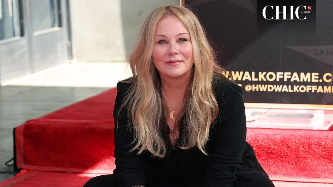 Christina Applegate revela que tiene 30 lesiones en el cerebro, debido a la esclerosis múltiple