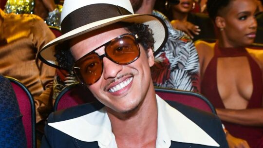 Bruno Mars en serios problemas deuda millonaria en casino