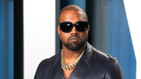 Kanye West fue demandado por racismo, antisemitismo, homofobia y «severa discriminación»