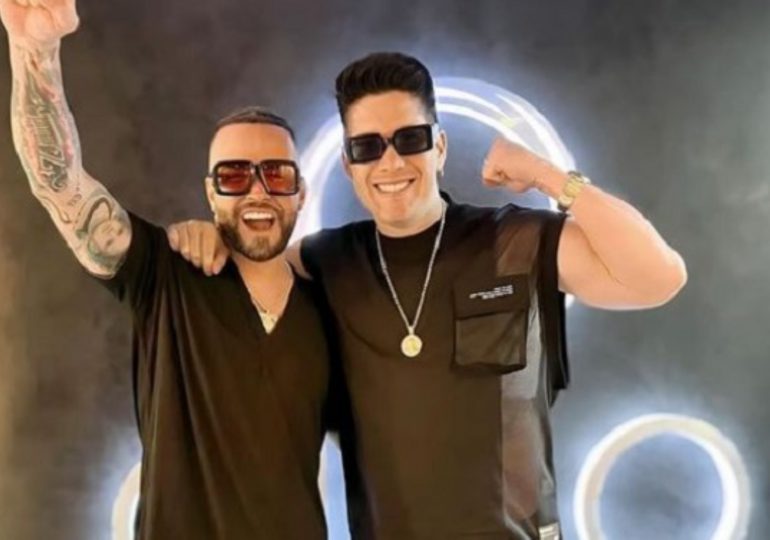 “Chino y Nacho” dan a conocer parte de su nuevo tema musical