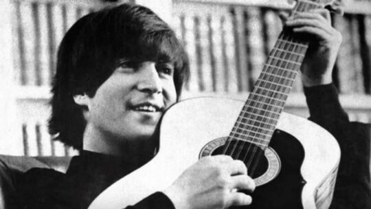 Guitarra perdida de John Lennon será subastada
