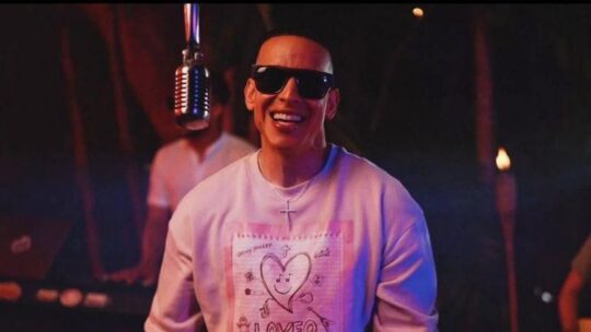 Daddy Yankee lanza su nuevo sencillo “LoVEO”, inspirado a la esencia del amor y la fe
