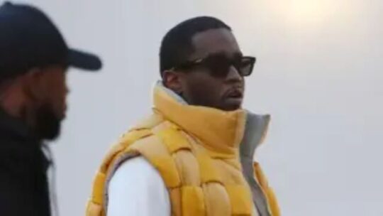 El abogado de Sean “Diddy” botellas de aceite para BB son parte de su seguridad personal