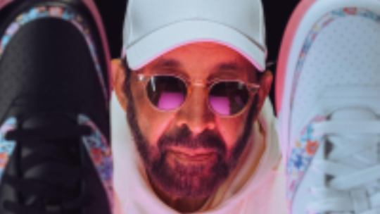 Juan Luis Guerra aclara su posición sobre el envío de los tenis «Bachata Rosa»