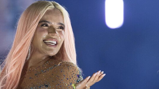 Karol G anuncia proyecto con Netflix para el 2025: «Mi vida, mi trabajo, mi verdad»
