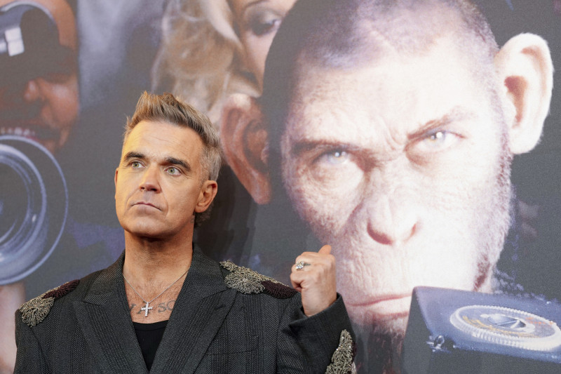 Robbie Williams abraza su vulnerabilidad y «al animal» que lleva dentro en ‘Better Man’