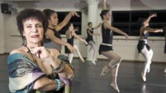 “María María, Entre Ayer y Hoy” realiza homenaje póstumo a la reconocida artista Patricia Ascuasiati