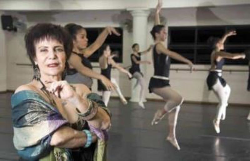 “María María, Entre Ayer y Hoy” realiza homenaje póstumo a la reconocida artista Patricia Ascuasiati