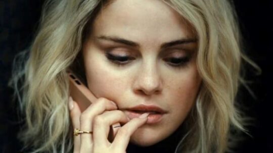 Selena Gomez: Un duro viaje a travéz de Biporalidad, La Depresión y Los Pensamientos suicida