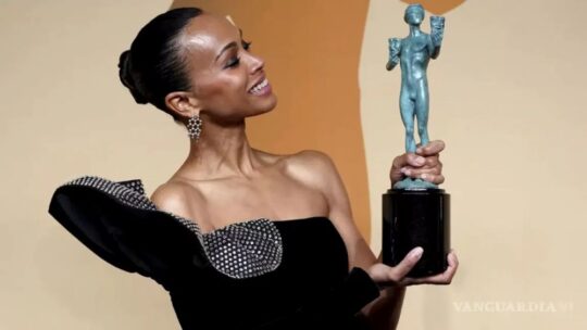 Zoe Saldaña gana premio a mejor actriz de reparto en los SAG Awards 2025