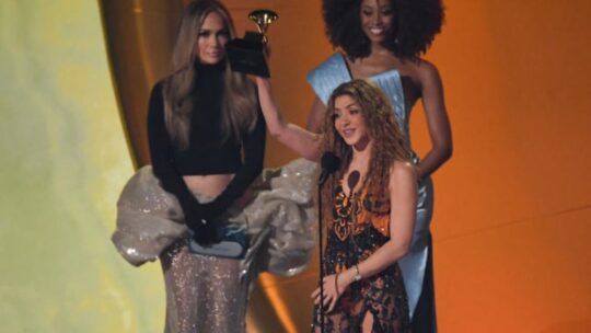 Shakira en Los Grammys luchara por los inmigrantes