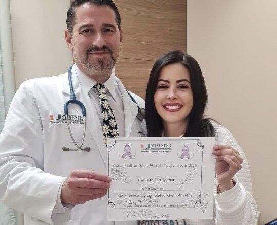 Dafne Guzmán supera el cáncer tras enfrentar solo un 30% de probabilidad de vida