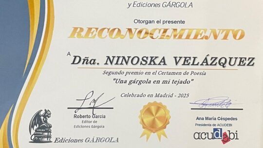 Bailarina clásica y poetisa Ninoska Velázquez obtiene galardón en España