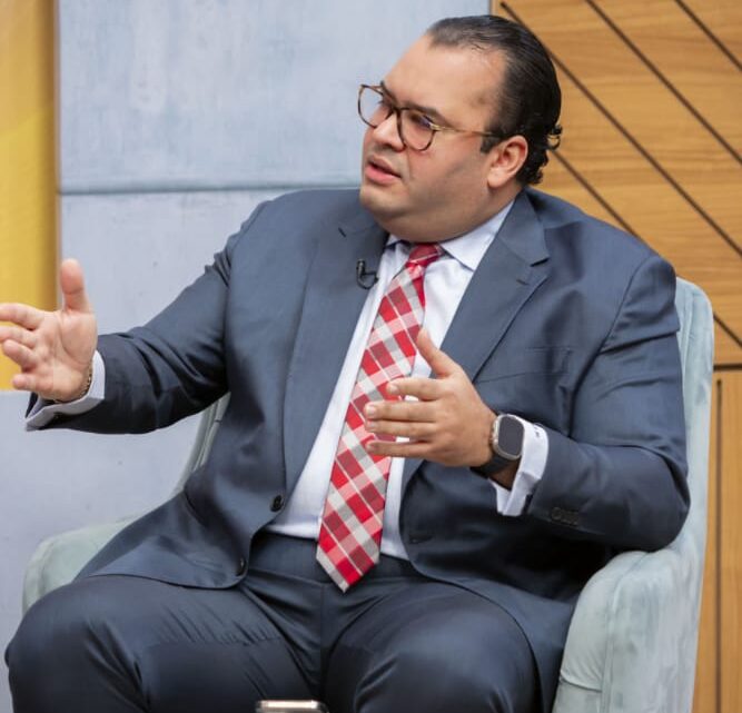 Joel Rodríguez se une como panelista al equipo de ”Una Nueva Mañana”