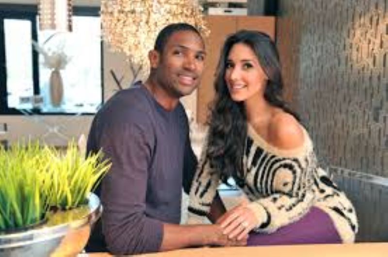 Al Horford y Amelia Vega protagonizan un divertido detrás de cámaras para «Días Off» junto a Lysol