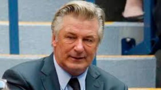 Equipo de «Rust» llega a acuerdo con productores y Alec Baldwin por tiroteo fatal