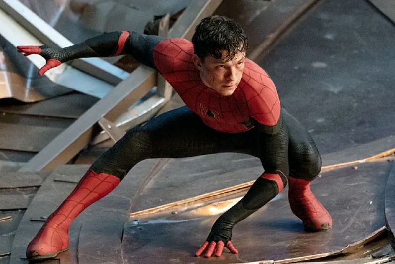 Tom Holland, hospitalizado tras sufrir una conmoción cerebral por un accidente durante el rodaje de Spider-Man