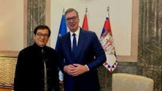 Jackie Chan fue presentado en Belgrado como ‘embajador de marca’ de la ‘Expo 2027′
