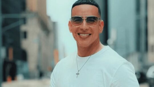 Daddy Yankee solicita autorización para usar su nombre artístico en los Premios Billboard 2025