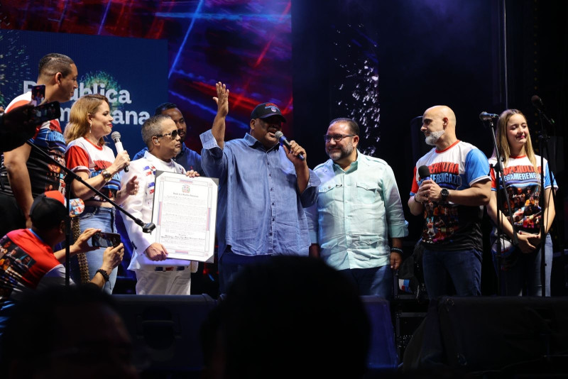 Héctor Acosta y Luis Medrano son resaltados en el corazón del merengue