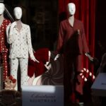 La Navidad cambia el protocolo de elegancia: ¿De gala o en pijama?