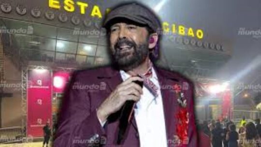 Juan Luis Guerra a casa llena en el Estadio Cibao