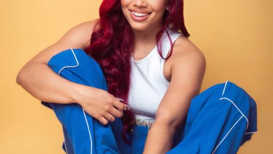 Chelsy Bautista interpone querella contra fiscal y varios agentes por presunto allanamiento irregular y robo en su vivienda