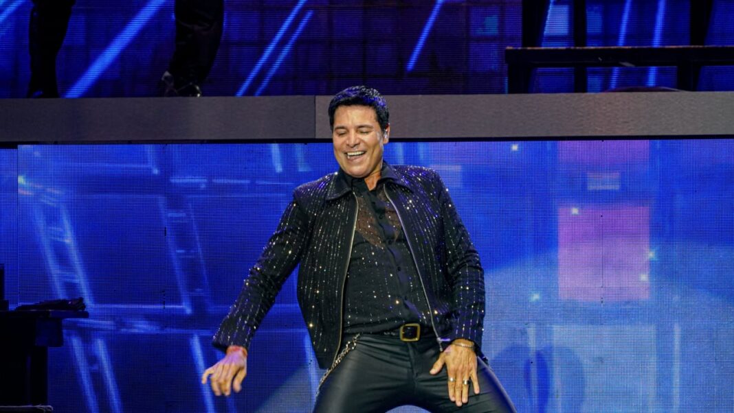 Chayanne conquistó una vez más el corazón de los dominicanos en su concierto en RD