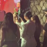 Ángela Aguilar fue vista disfrutando del concierto de su esposo, Christian Nodal en RD