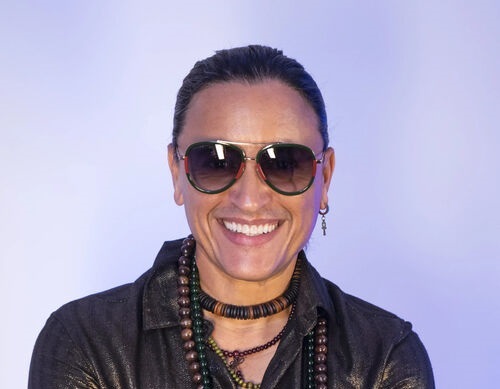 “Puedo retirarme”: Elvis Crespo revela que “Suavemente” sigue generando una gran fortuna dos décadas después