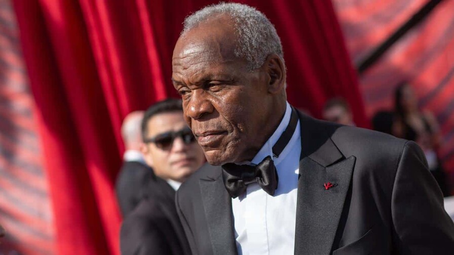 El actor Danny Glover habla sobre el alzheimer que padece: «La vida sigue»